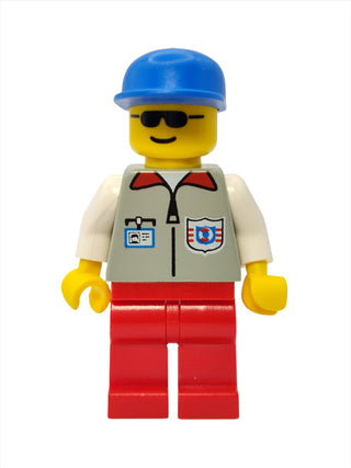 Coast Guard 1 - Blue Cap and Sunglasses, res002 Minifigure LEGO®   