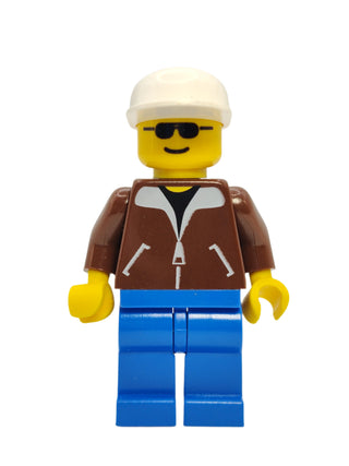 Jacket Brown - Blue Legs and White Cap, trn022 Minifigure LEGO®