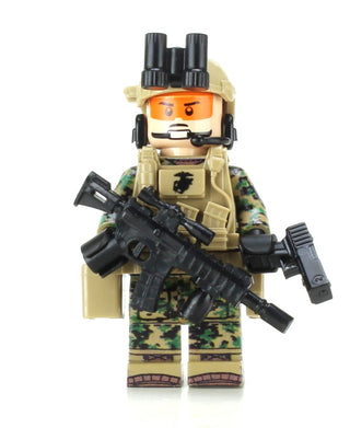 Recon Marine Woodland Camo MARPAT Custom Figure Custom minifigure Battle Brick   