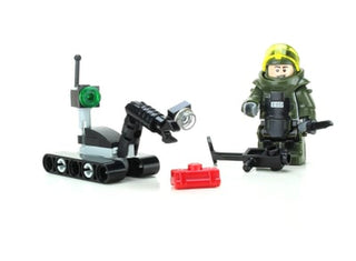 EOD Disposal Team with Robot Building Kit Battle Brick   