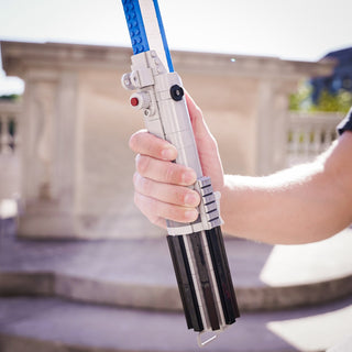 Luke’s Episode IV Saber Life-Sized Replica Building Kit Bricker Builds   