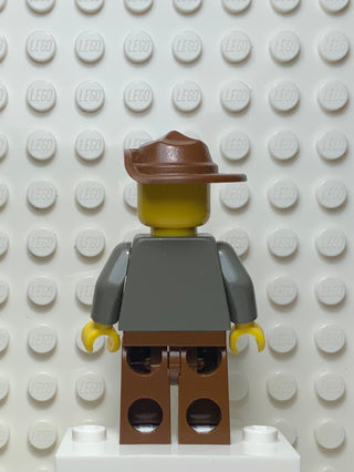 Mr. Cunningham with Brown Hips, adv020 Minifigure LEGO®   